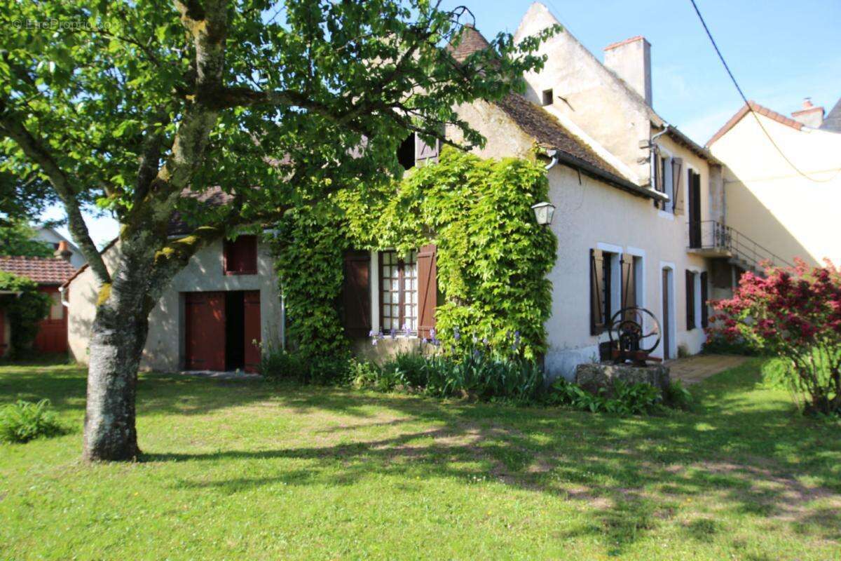 Maison à AUTUN