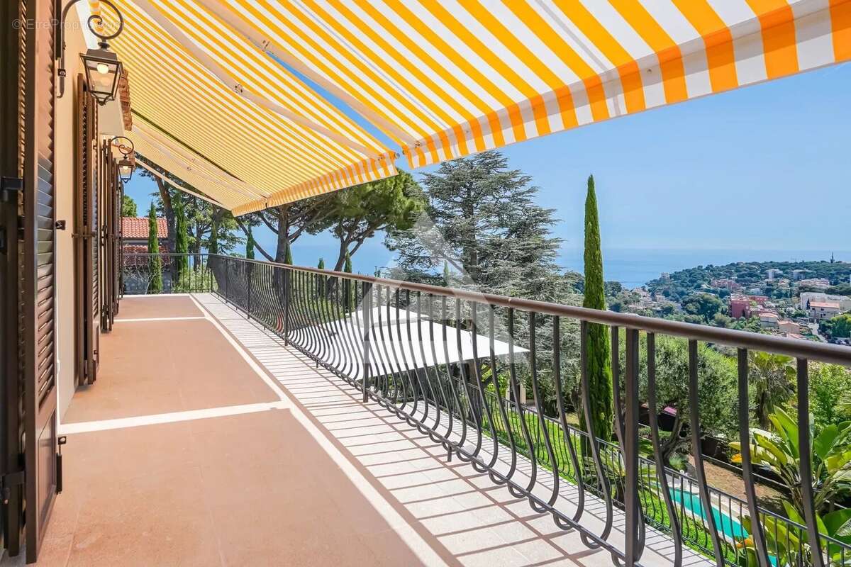 Maison à ROQUEBRUNE-CAP-MARTIN