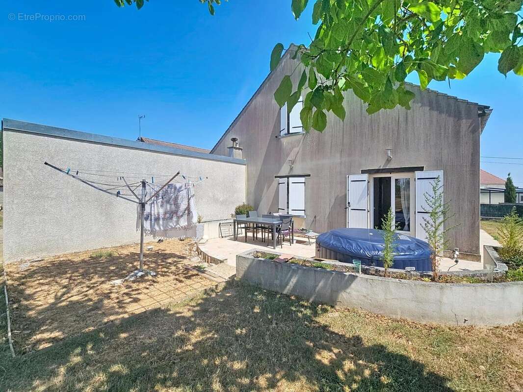 Maison 120 m² à Provins  - photo 3