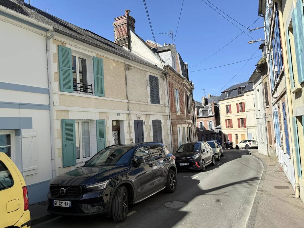 Maison à TROUVILLE-SUR-MER