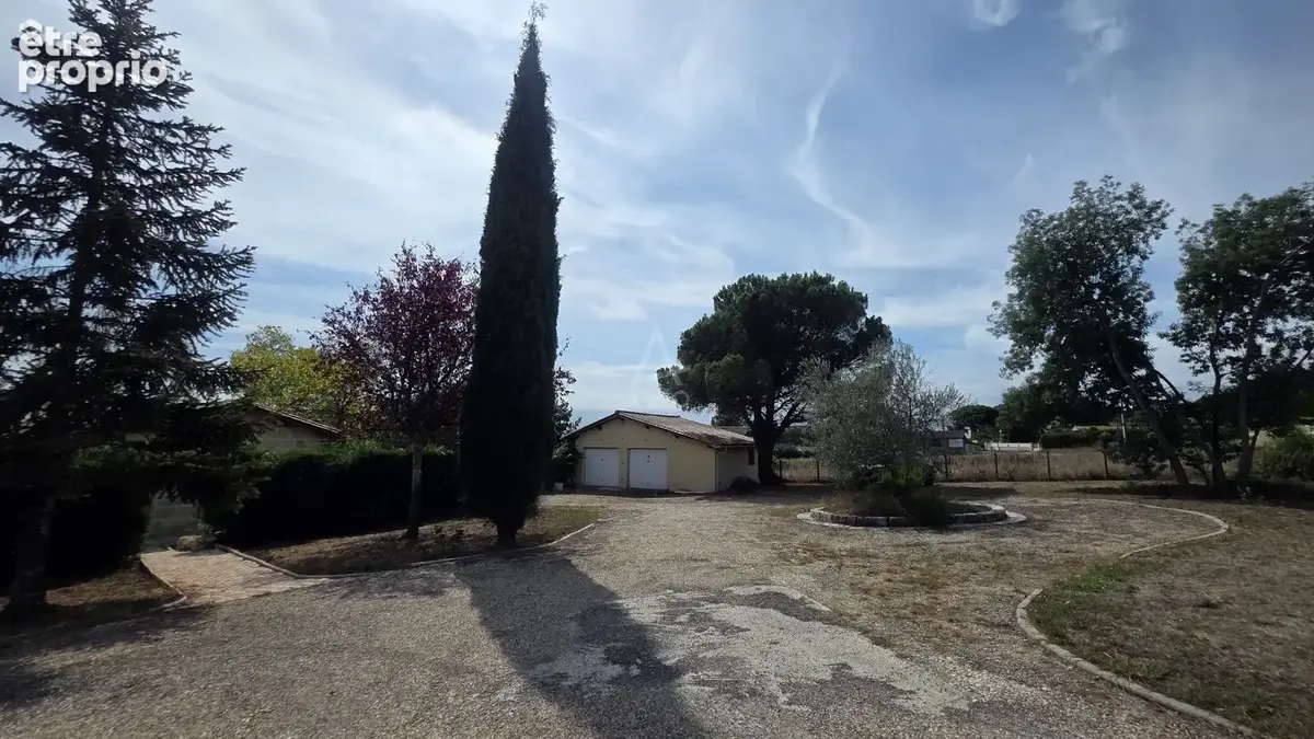 Charmante maison pierre 4 chambres sur 3000m² - photo 2