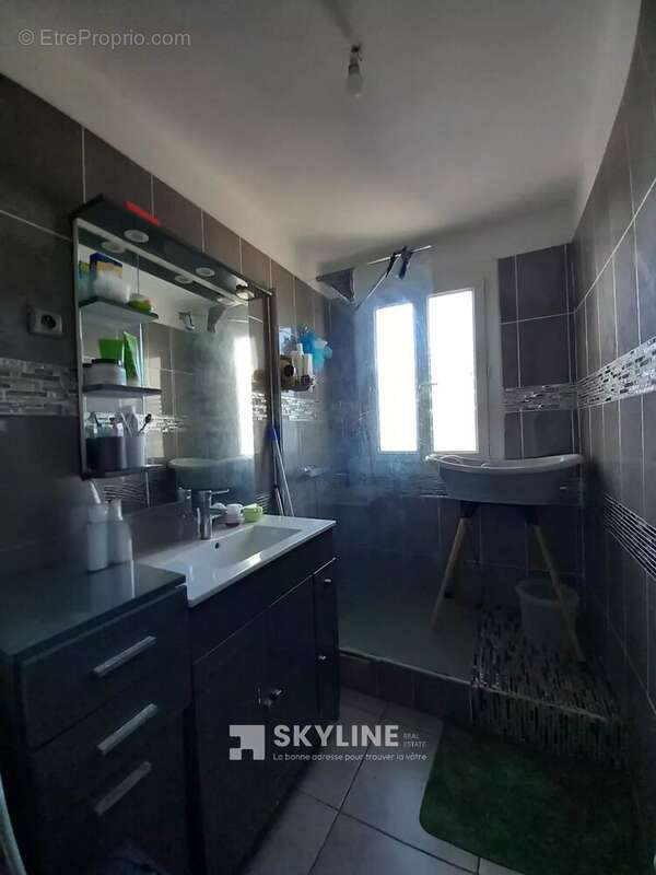 Appartement à MARSEILLE-10E