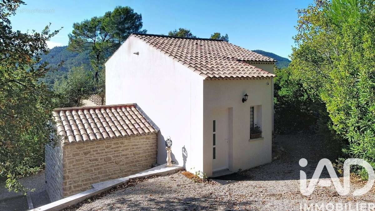 Photo 3 - Maison à BAGNOLS-EN-FORET