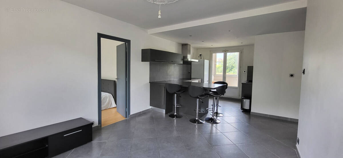 Appartement à GIERES