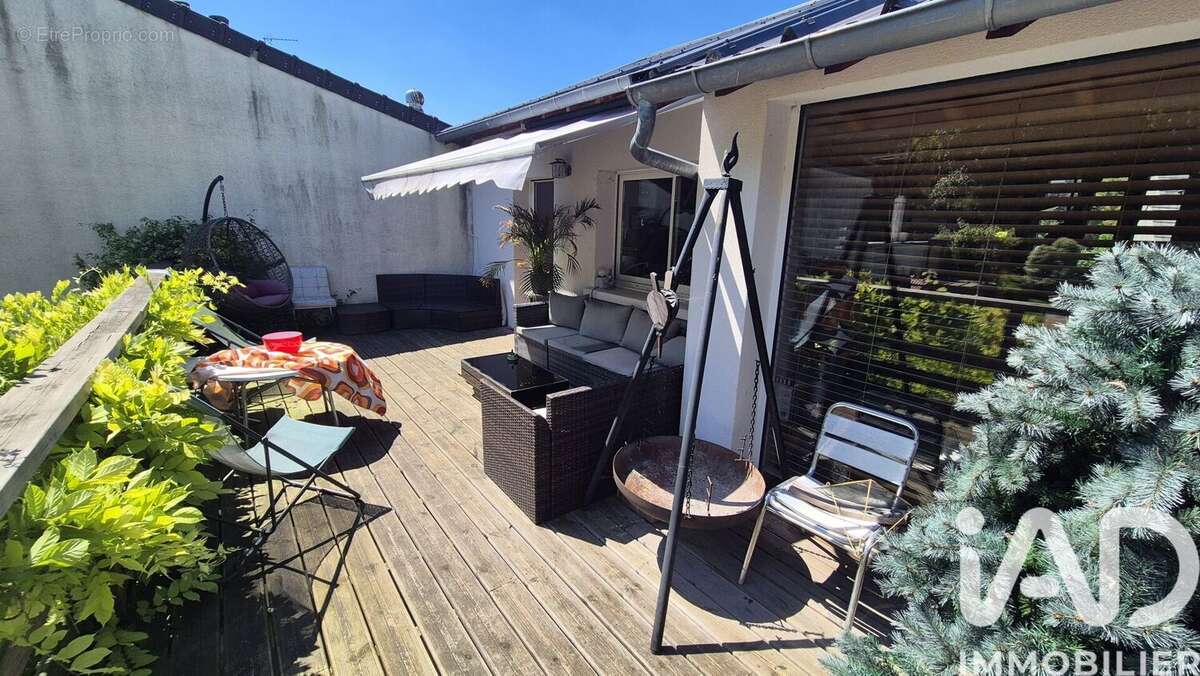 Maison 133 m² à Romainville  - photo 7