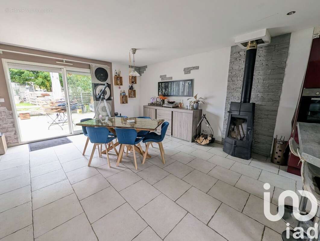 Maison 129 m² à La Harengere  - photo 4