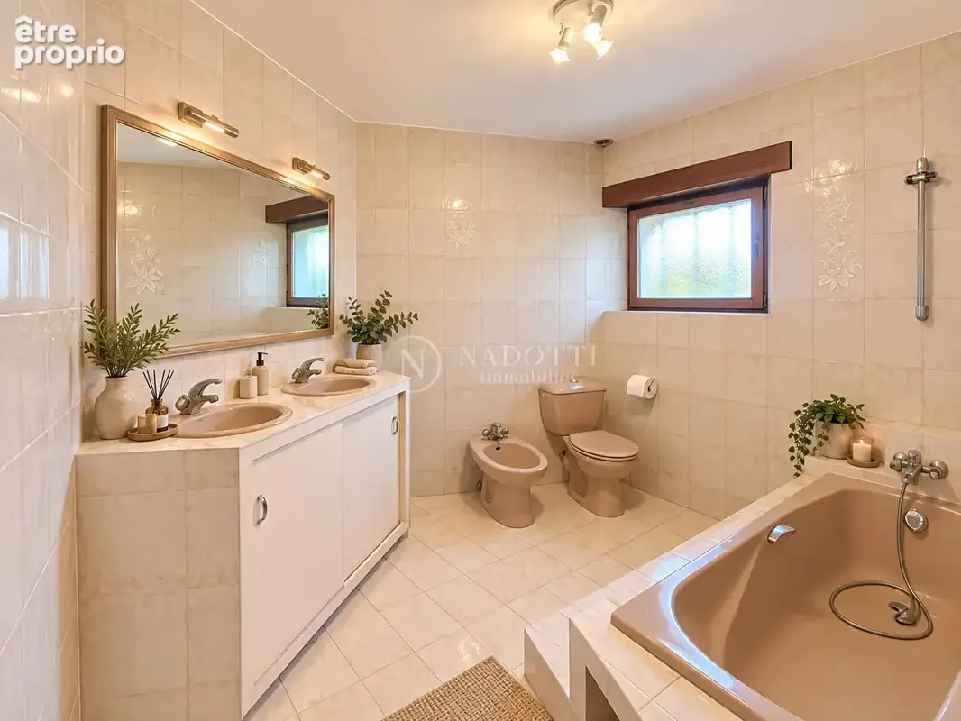 Superbe bâtisse  de 150m² sur jardin clos  à CAVAILLON. - photo 9