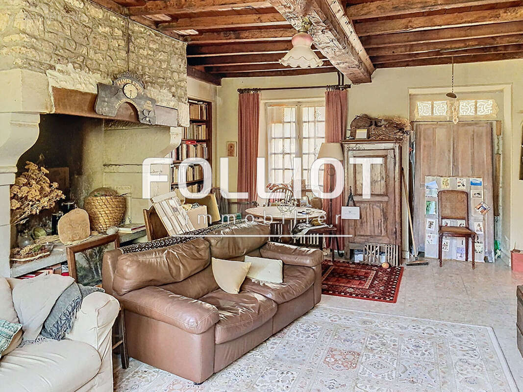 Maison à SAINTE-MARIE-DU-MONT