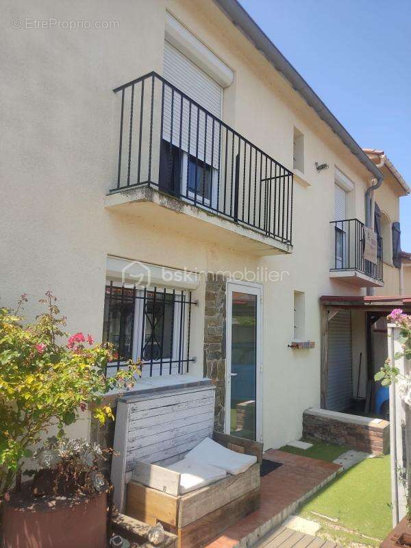 Maison à SAINT-CYPRIEN