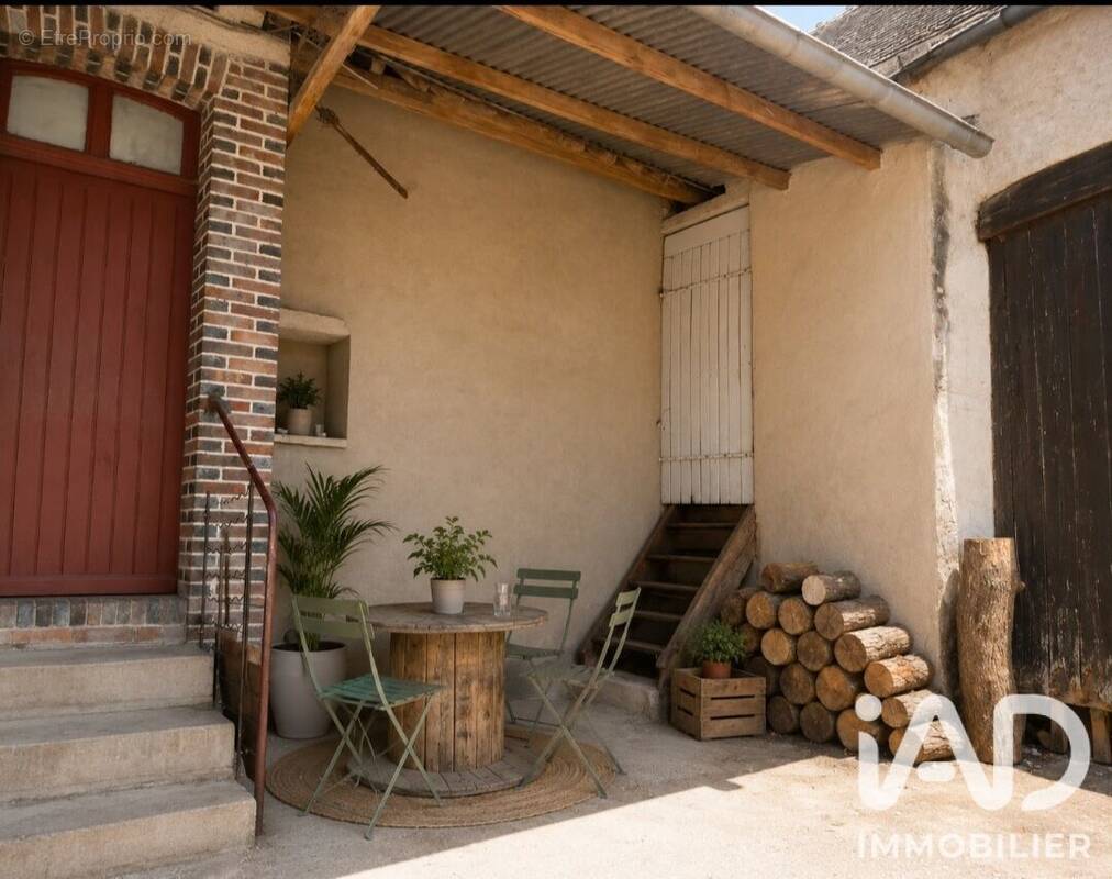 Photo 1 - Maison à NEUILLY