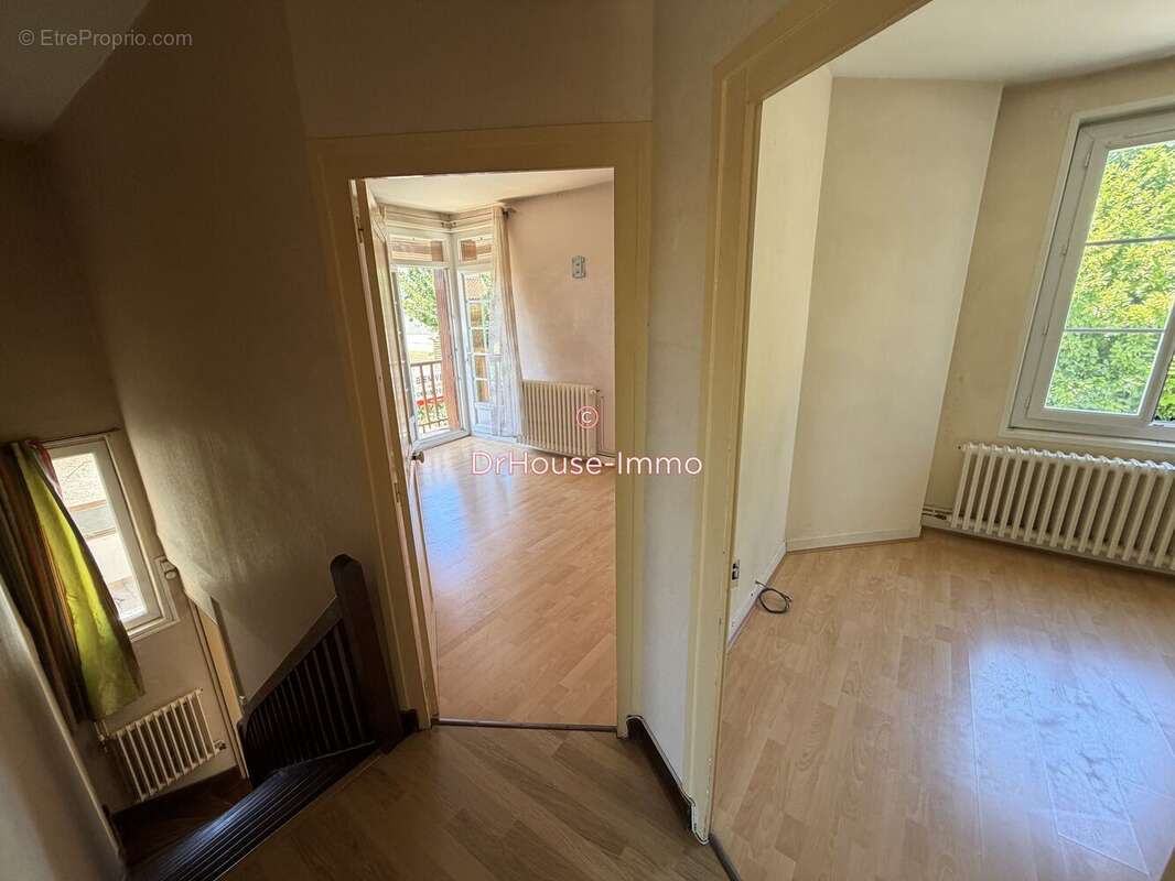 Maison 110 m² à Loudun  - photo 9