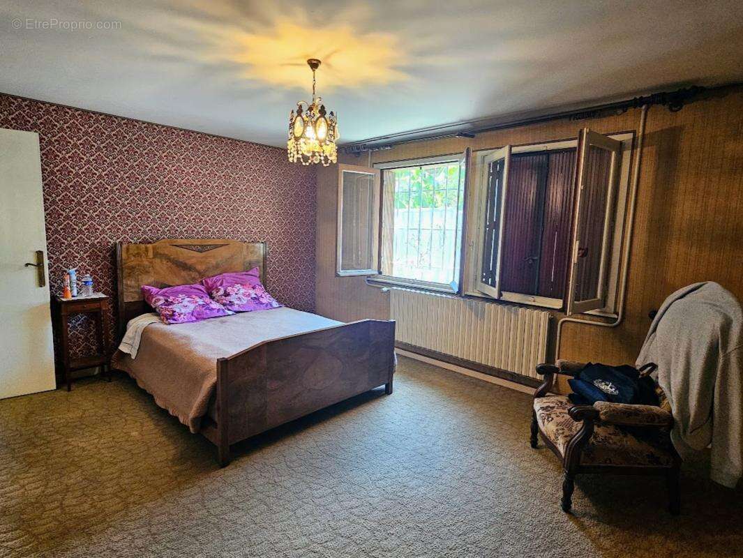 Maison 160 m² hab - 5 pièces - Grand sous sol - Terrain - Vertaizon 63 - photo 13