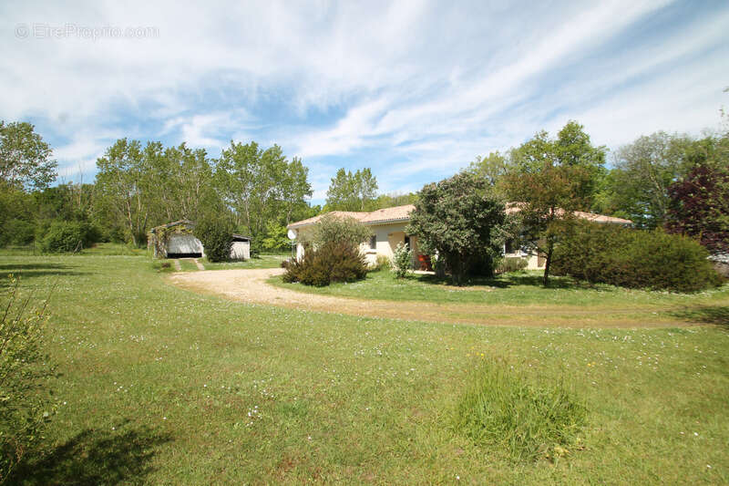 Maison à CASTELJALOUX