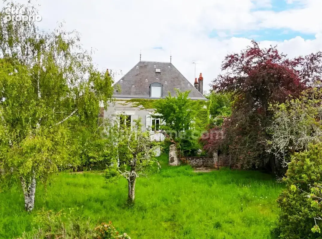 Maison de Charme et de Caractère -175 m² environ - 10 pièces - 7 chambres - Terrain 1450 m² environ - SAINT SULPICE LES FEUILLES - photo 41