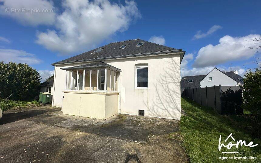 Maison à SAINT-THONAN