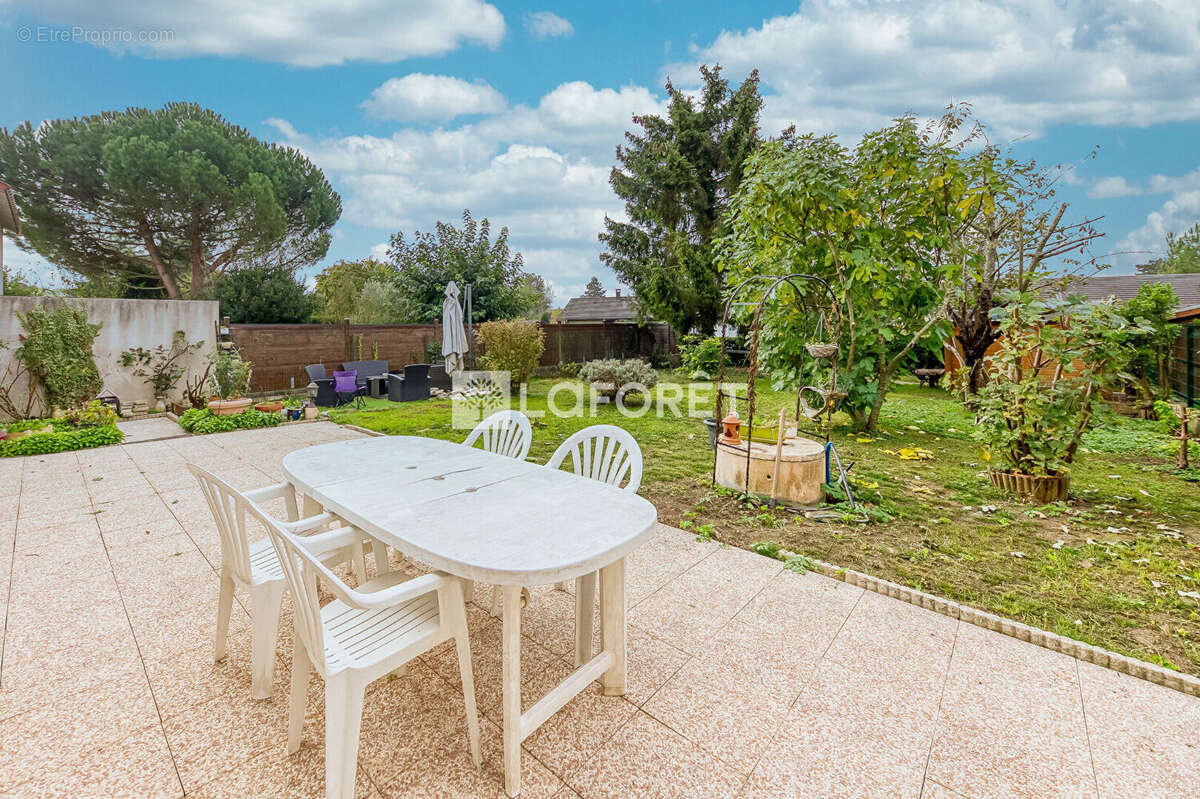 Maison à PONTAULT-COMBAULT