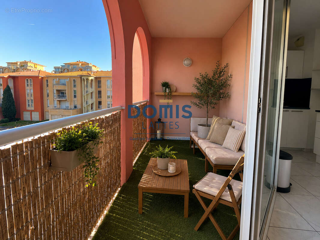 Appartement à LATTES