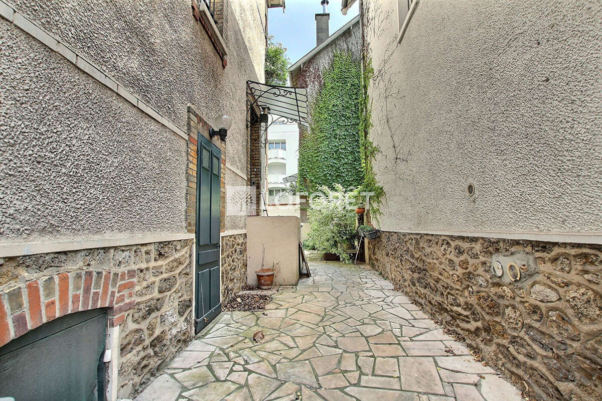 Maison à ASNIERES-SUR-SEINE