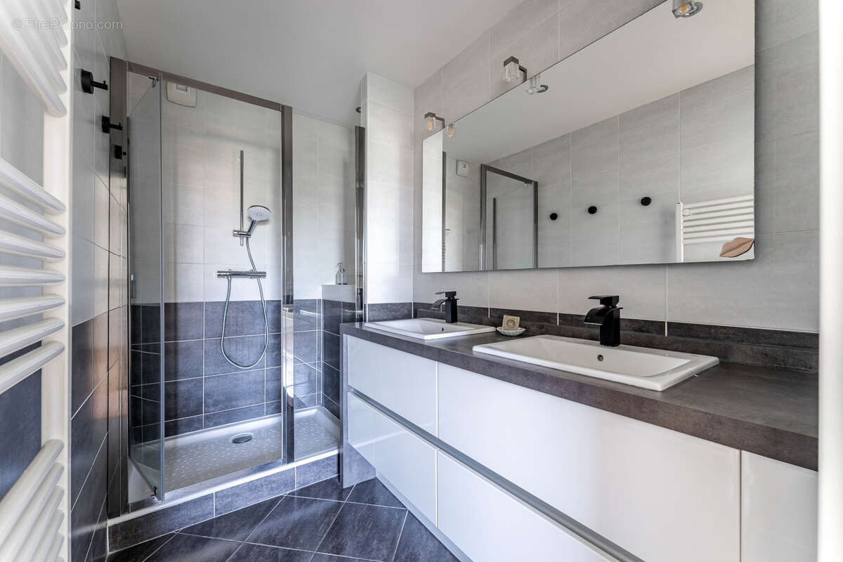 Appartement à LYON-5E