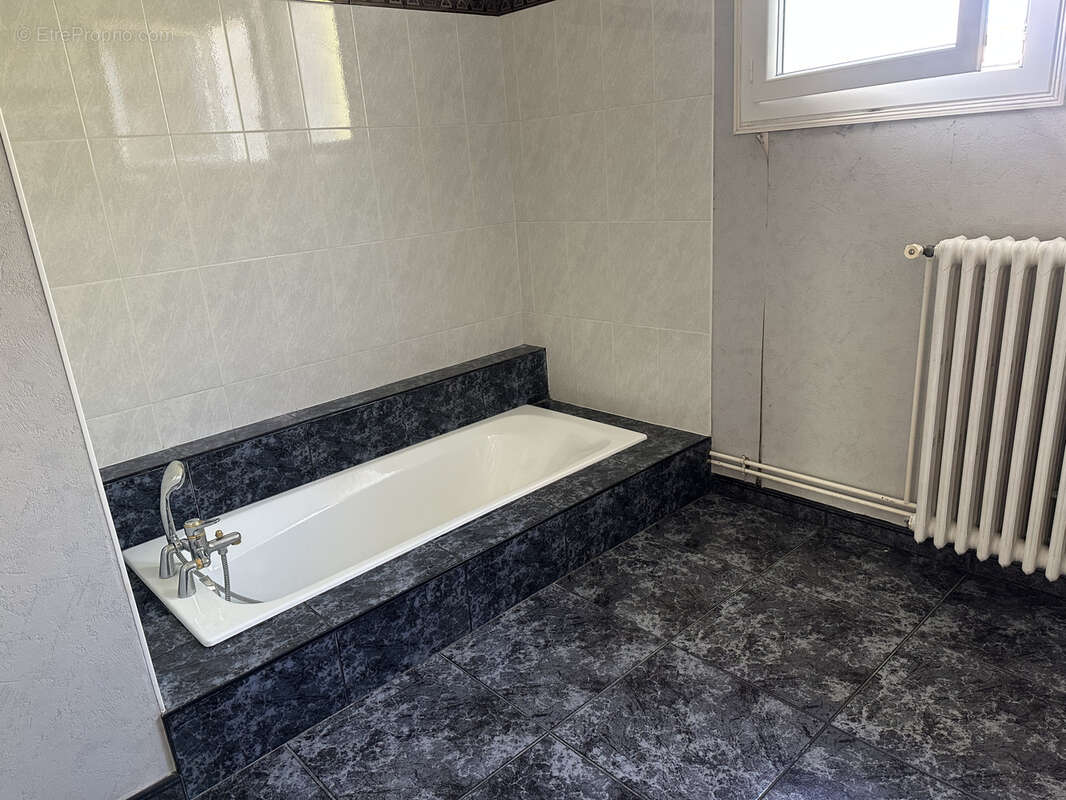 Maison à SAINT-BRICE