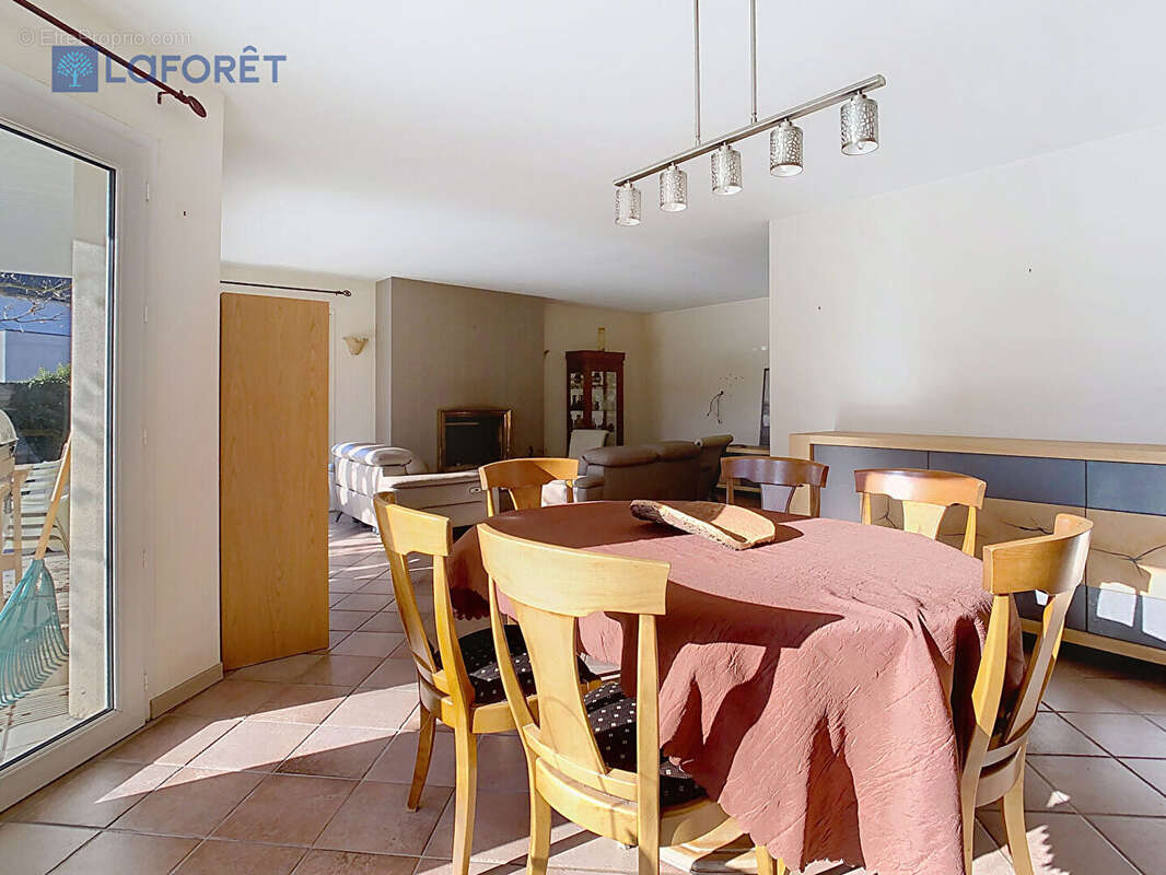 A VENDRE Maison Non mitoyenne Quartier SAINT GUENAEL - photo 7