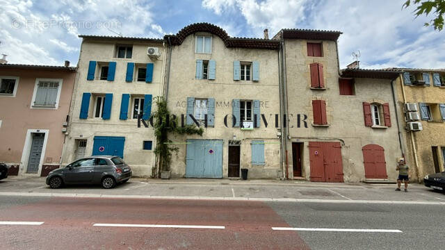 Maison à PEYROLLES-EN-PROVENCE