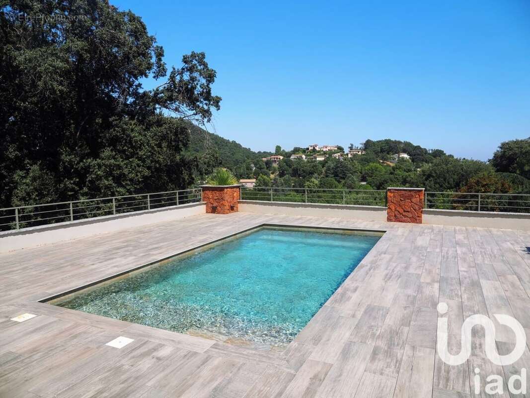 Appartement 138 m² à Les Adrets-De-L'esterel  - photo 3
