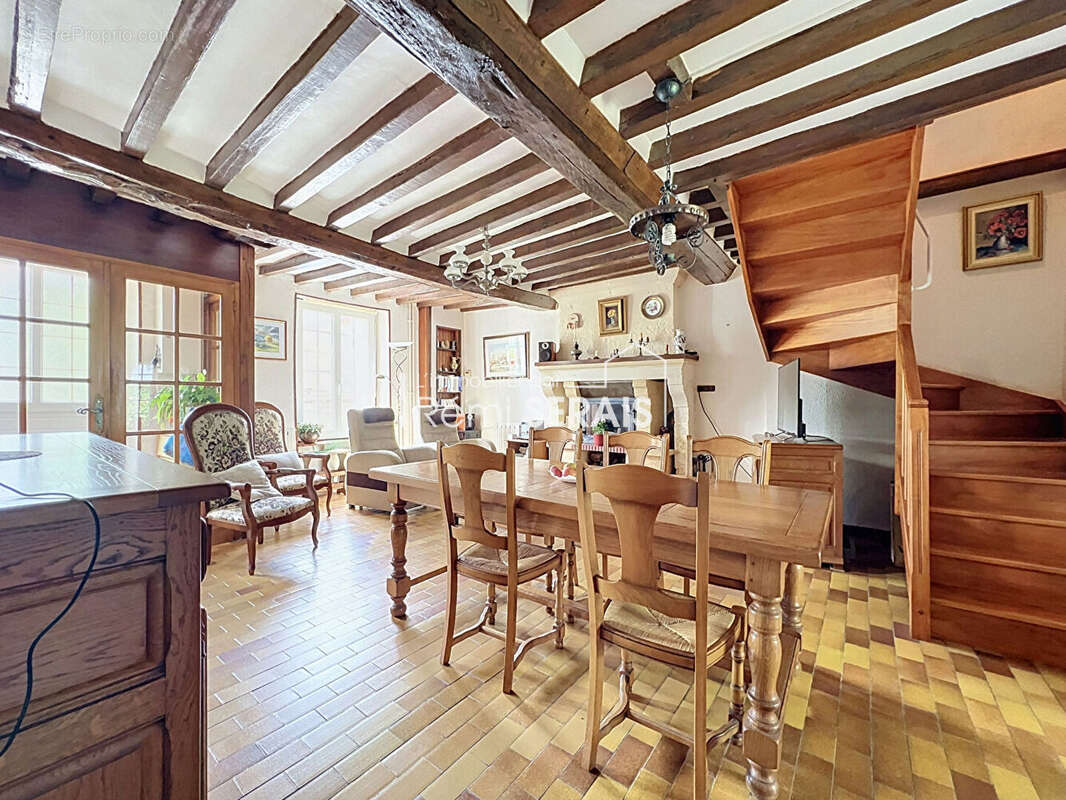 Maison en pierre avec 3 chambres à vendre entre ARGENTAN et FALAISE à RI - photo 5