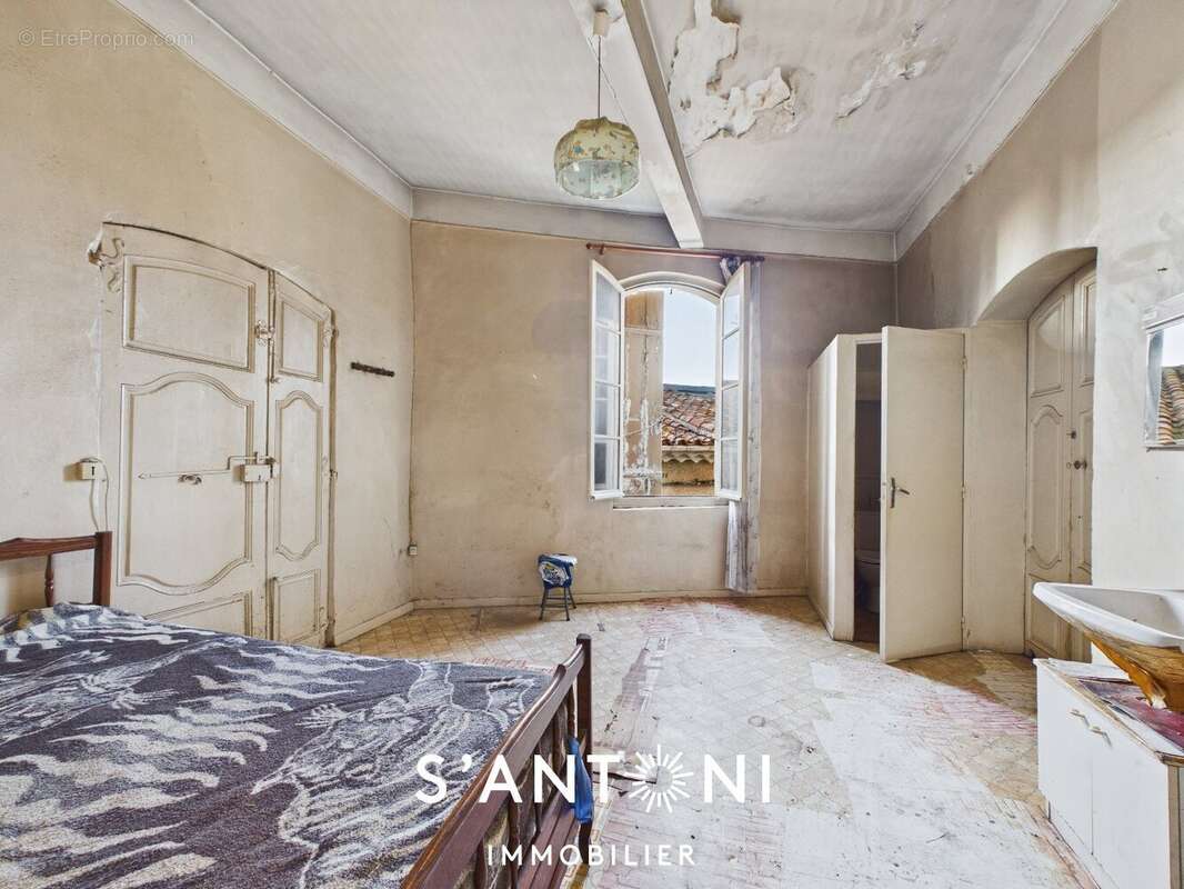 Maison à SERVIAN