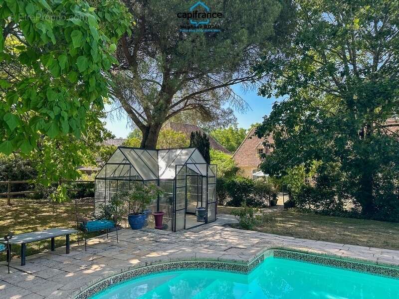Propriete à vendre à Beaumontois en Périgord, Maison et gîte de 340m2 habitables sur 1,7ha avec piscine - photo 15