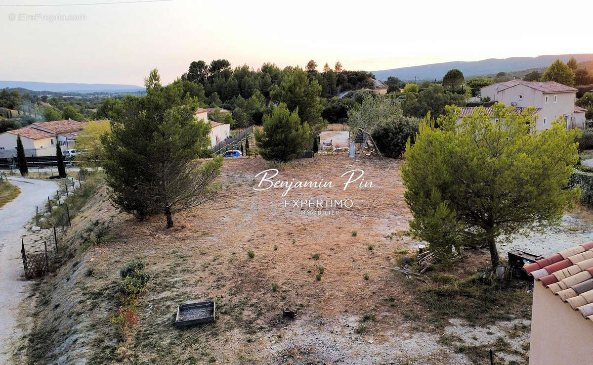 Maison à SAINT-SATURNIN-LES-APT