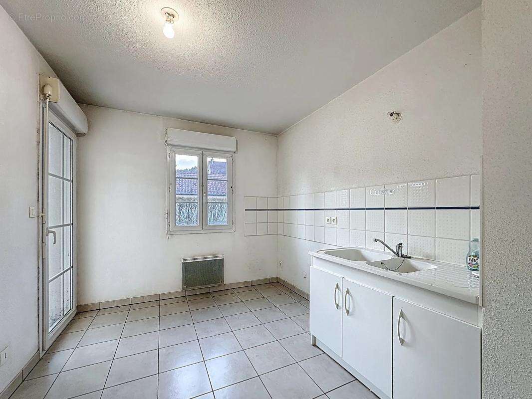 Appartement à PARON