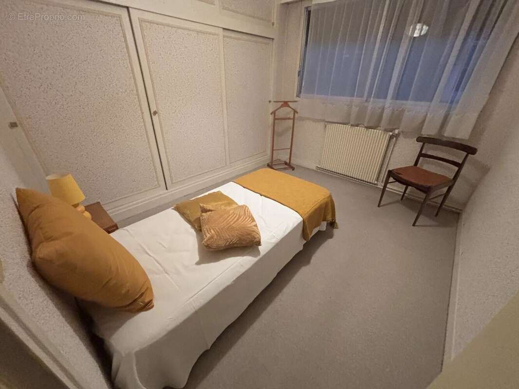 ARGENTEUIL – LES COTEAUX  Élégante maison familiale de plus de 200 m² avec vue sur Paris et la Tour Eiffel - photo 15