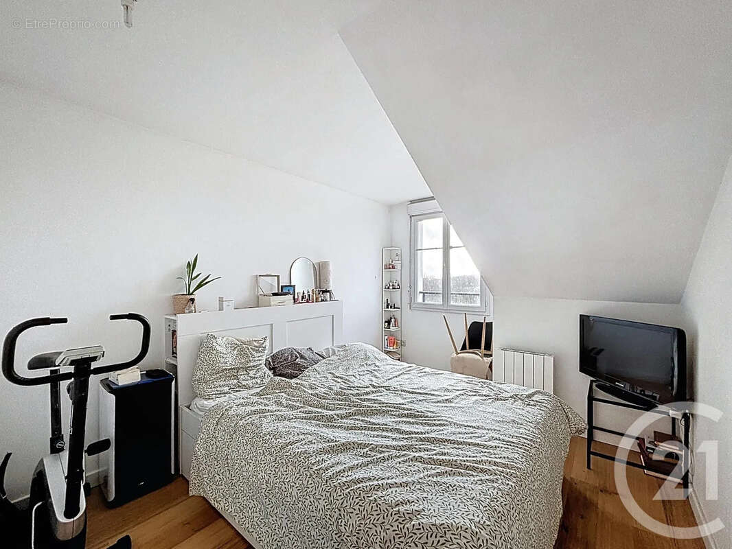 Appartement à MOISSY-CRAMAYEL