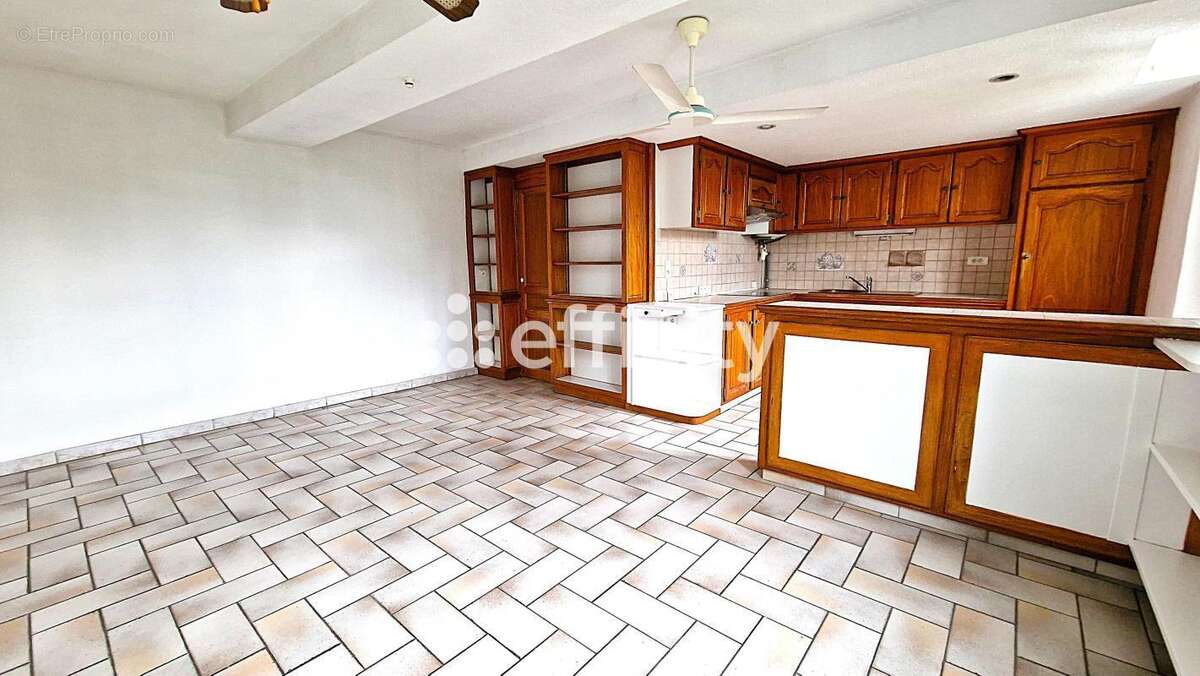 Appartement à FAYENCE