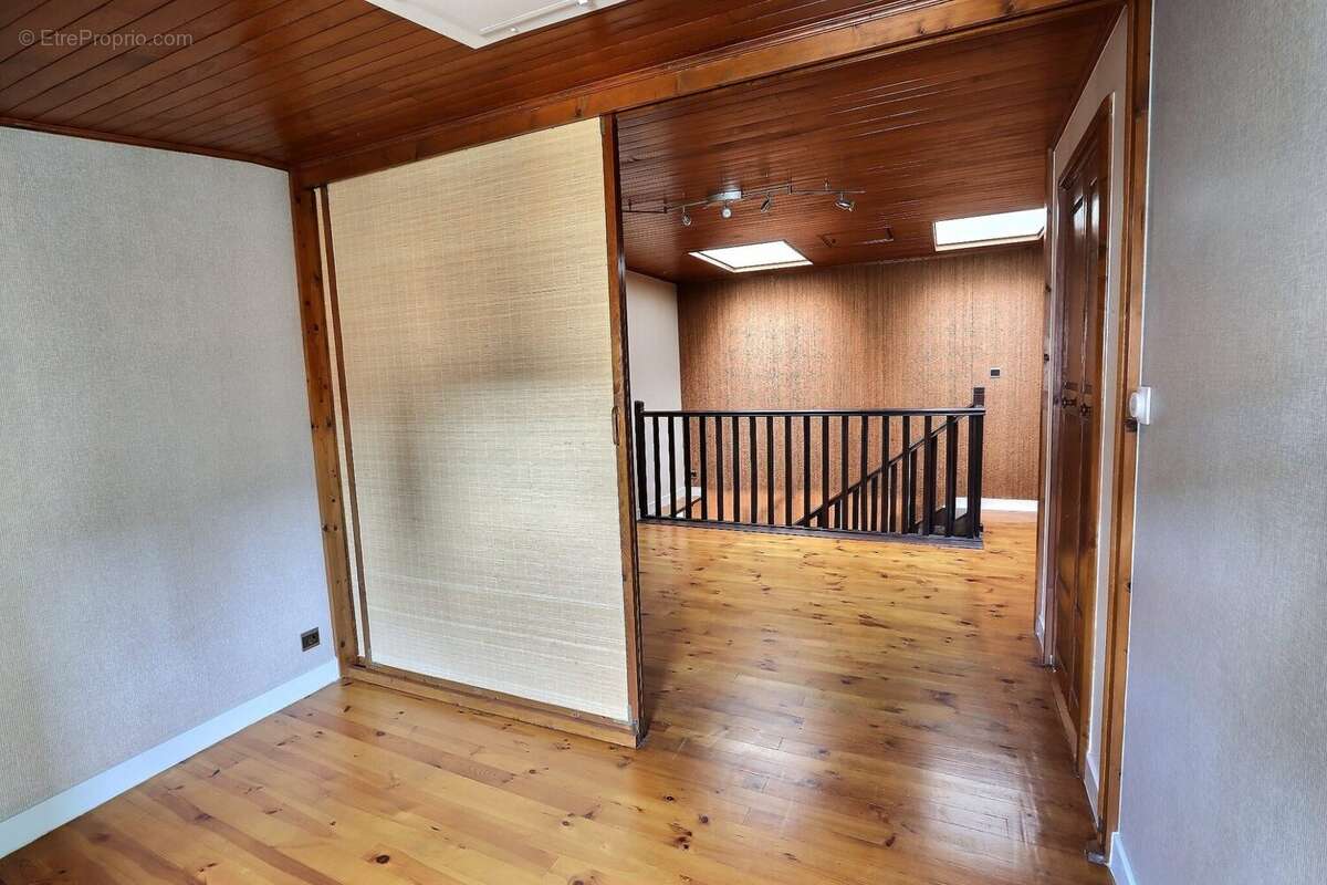 Maison 90 m² à Blanzat  - photo 9
