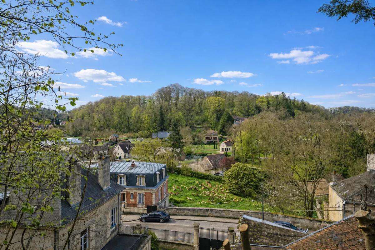 Maison à PIERREFONDS