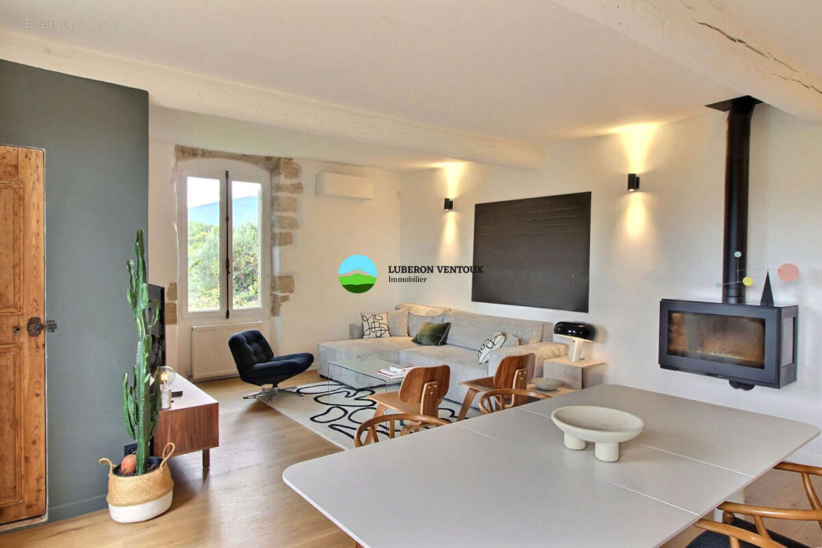 Maison à SAINT-PIERRE-DE-VASSOLS