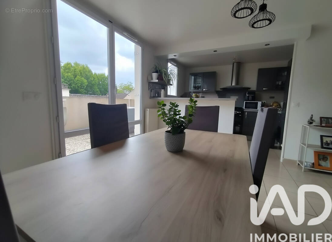 Photo 1 - Appartement à ROISSY-EN-BRIE