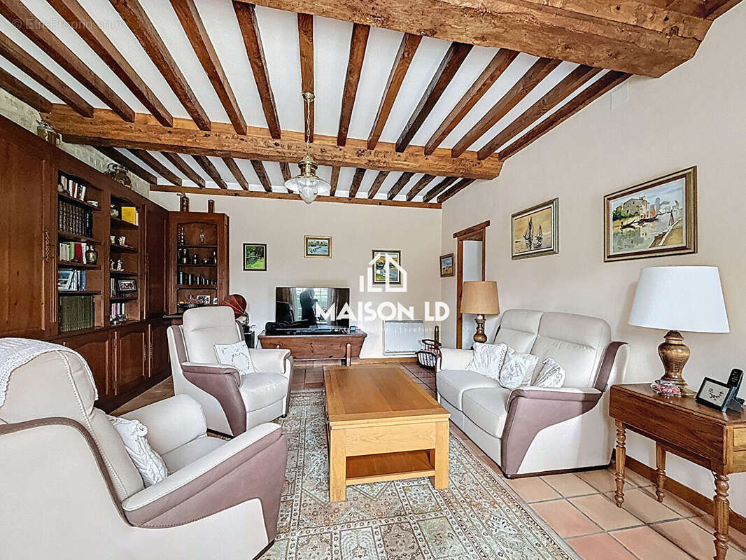 Maison à MANDEVILLE-EN-BESSIN