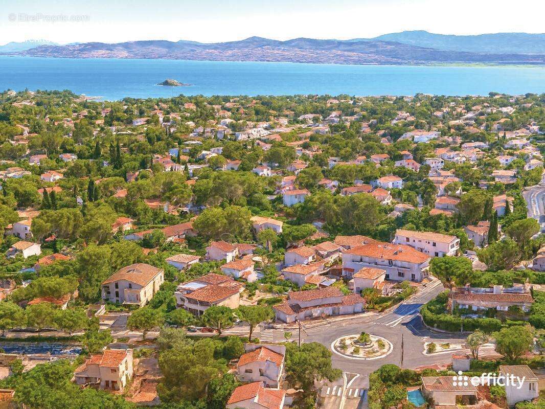 Appartement à SAINT-RAPHAEL