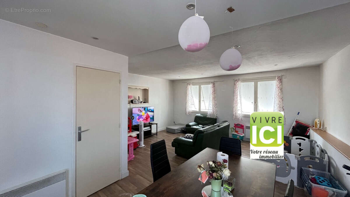 Appartement à LA CHAPELLE-BASSE-MER