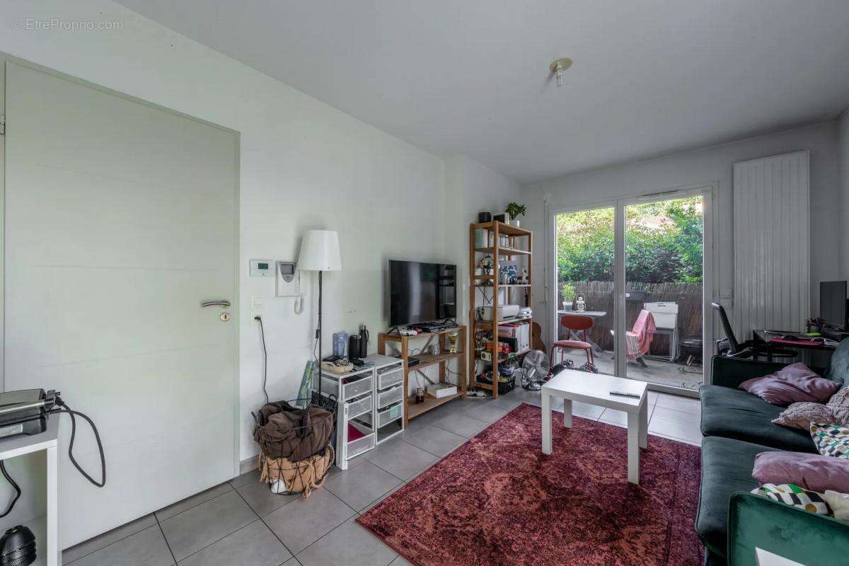 Appartement à AMBARES-ET-LAGRAVE