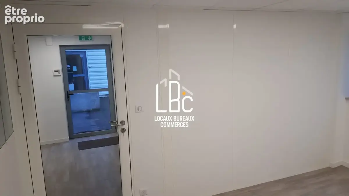 Commerce 175 m² à vendre à Nantes (44100) - photo 5