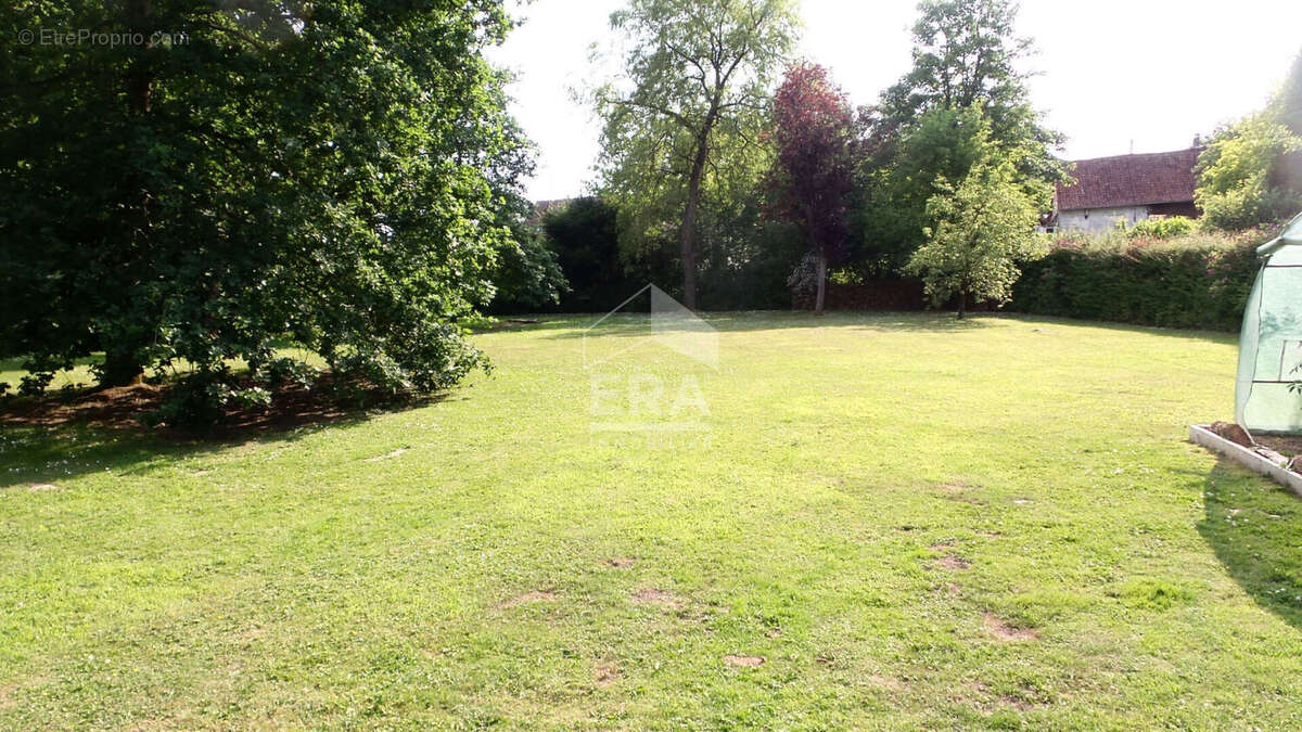 Maison à CAVRON-SAINT-MARTIN