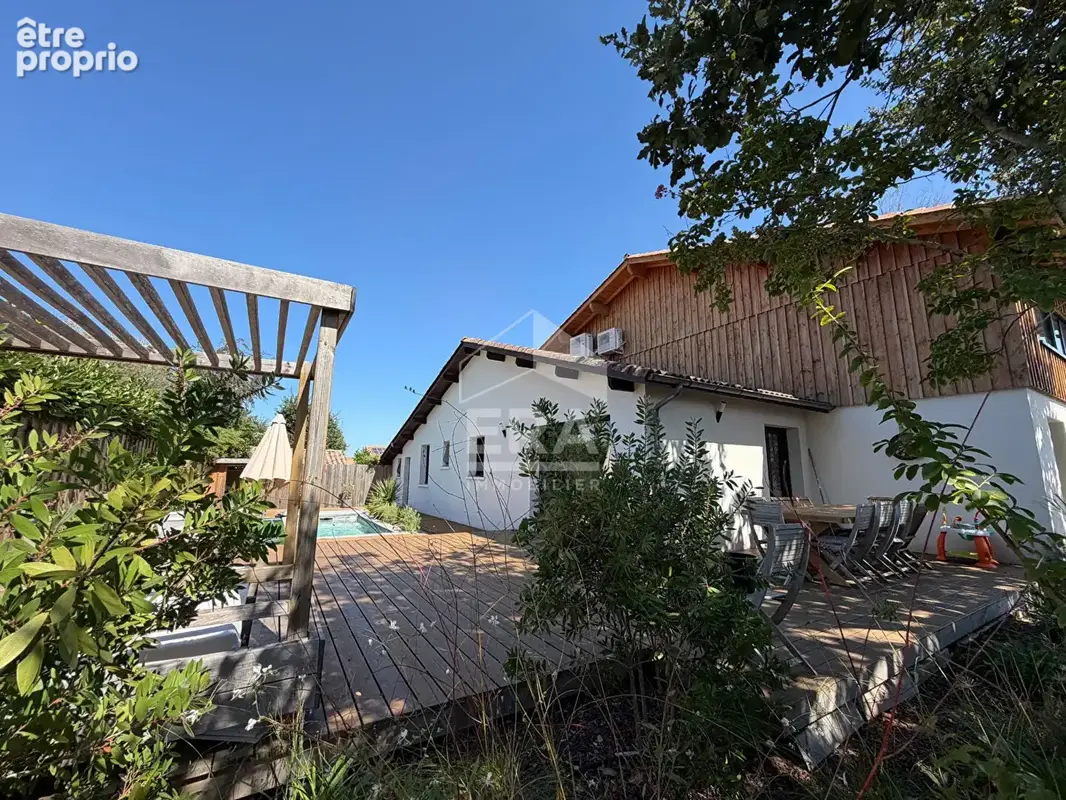 Maison La Teste-de-buch 6 pièce(s) 150 m2 - photo 2