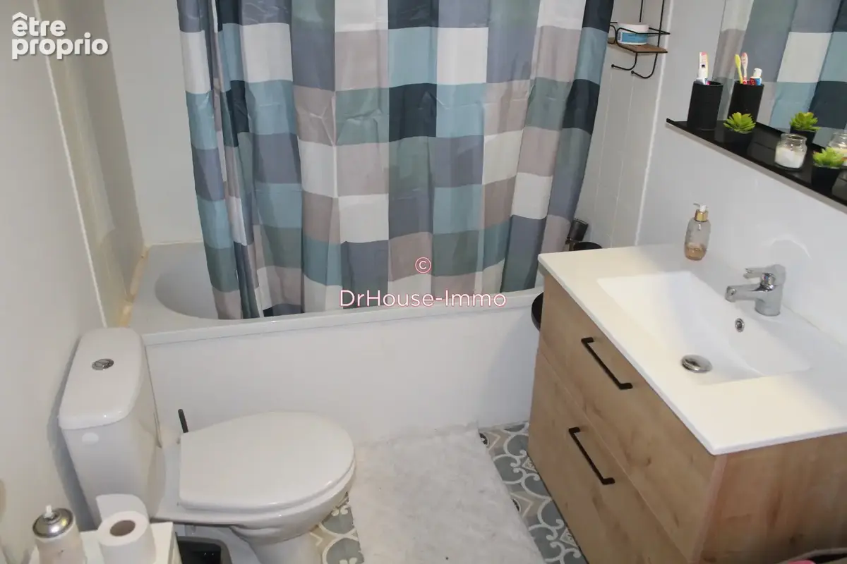 Maison 3 pièces 70 m² à vendre à Gond-Pontouvre (16160) - photo 5