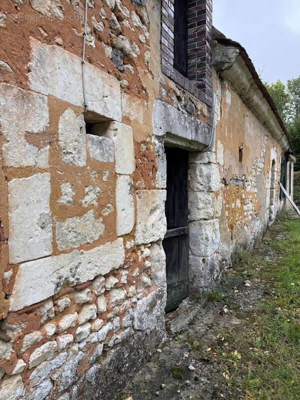 Maison à BELLOU-SUR-HUISNE