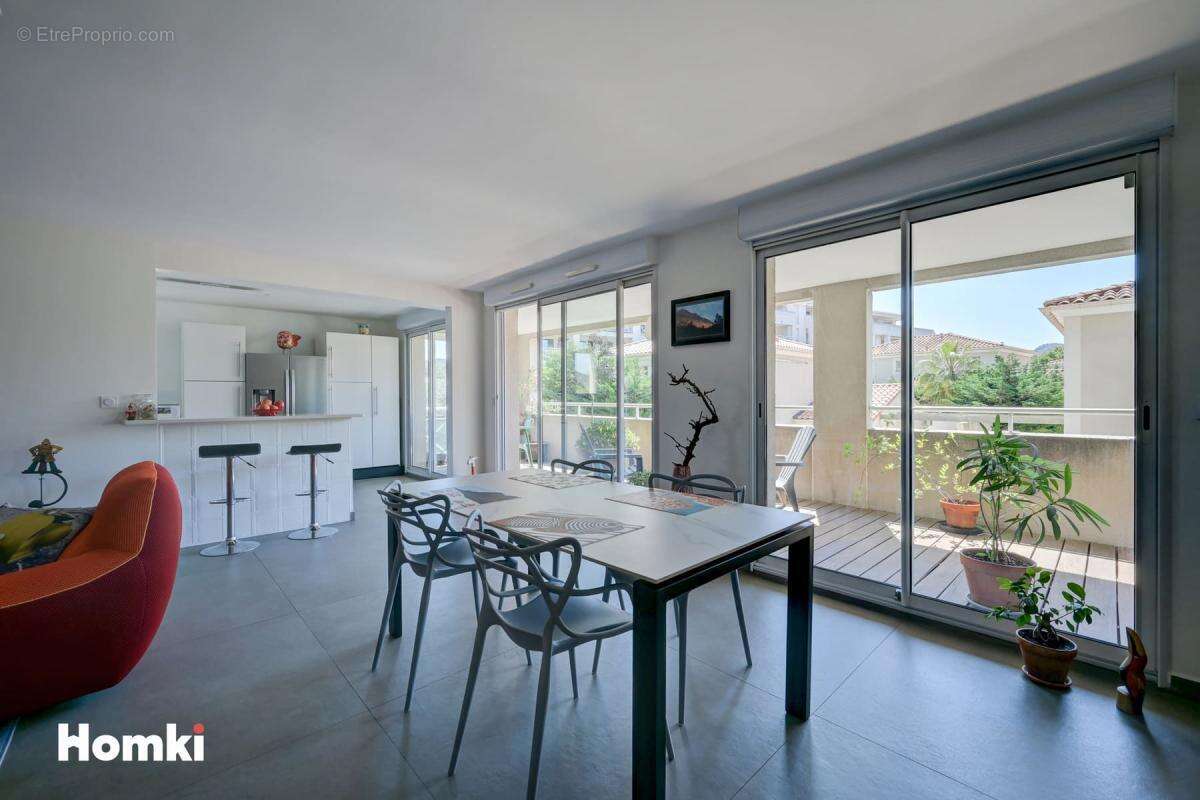 Appartement à MARSEILLE-9E