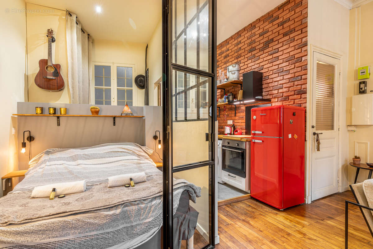 Appartement à PARIS-18E